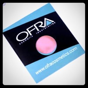 OFRA Blush Winter Rose Glow NWT